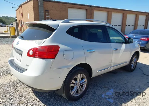 2013 Nissan Rogue Sv z USA, uszkodzony, nr VIN JN8AS5MT3DW034599